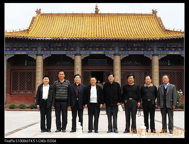 dvubb 图片点击可在新窗口打开查看