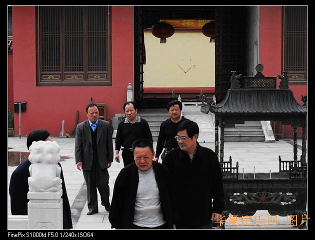 dvubb 图片点击可在新窗口打开查看