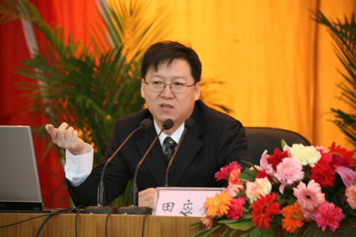 田应奎：中央党校博士生导师